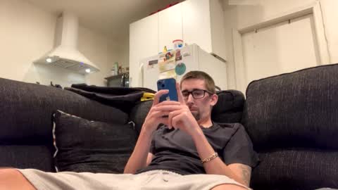 Snapshot of onthecumup69 chatting on March 3, 2025, 10:38 am onthecumup69 online show from March 3, 2025, 10:38 am