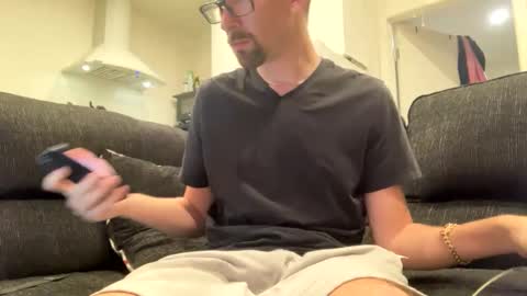 Snapshot of onthecumup69 chatting on March 3, 2025, 3:20 pm onthecumup69 online show from March 3, 2025, 3:20 pm