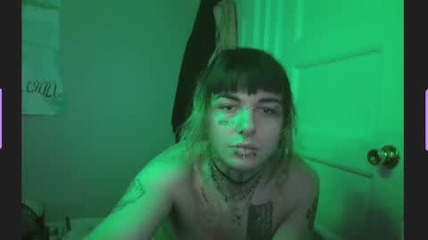 Snapshot of onyx_black666 chatting on October 14, 2025, 12:00 am onyx_black666 online show from October 14, 2025, 12:00 am