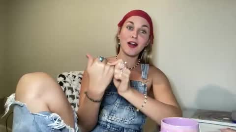 Snapshot of onyx_unleashed chatting on December 14, 2025, 12:27 am onyx_unleashed online show from December 14, 2025, 12:27 am