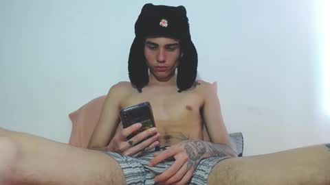 onzas_ online show from October 16, 2025, 7:15 pm