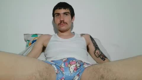 onzas_ online show from February 9, 2026, 11:09 pm