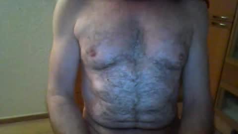 ooehot online show from March 29, 2026, 7:19 am