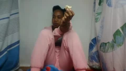 Snapshot of oooorazanamalala chatting on June 12, 2026, 8:13 am oooorazanamalala online show from June 12, 2026, 8:13 am