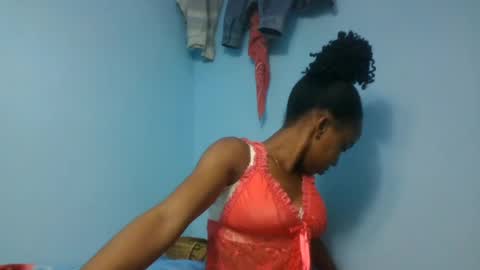 Snapshot of oooorazanamalala chatting on July 3, 2026, 7:48 am oooorazanamalala online show from July 3, 2026, 7:48 am