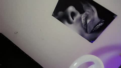 Snapshot of open_for_sin chatting on September 24, 2025, 2:20 pm ARA online show from September 24, 2025, 2:20 pm