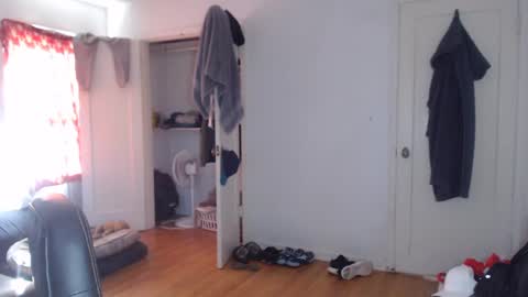 Snapshot of oregon87 chatting on February 27, 2025, 10:09 pm The Oregon Lumberjack online show from February 27, 2025, 10:09 pm