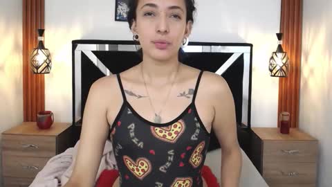 Snapshot of orianna_bodmod chatting on December 13, 2025, 8:25 pm ORIANNA online show from December 13, 2025, 8:25 pm