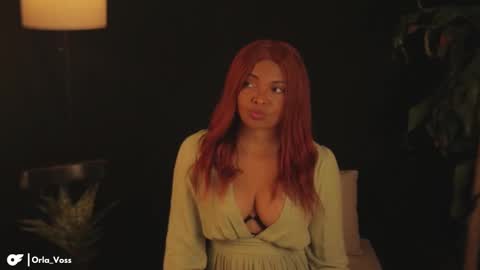 Snapshot of orla_voss chatting on December 26, 2024, 1:29 am Orla online show from December 26, 2024, 1:29 am