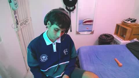 orus_420 online show from November 18, 2025, 5:23 am