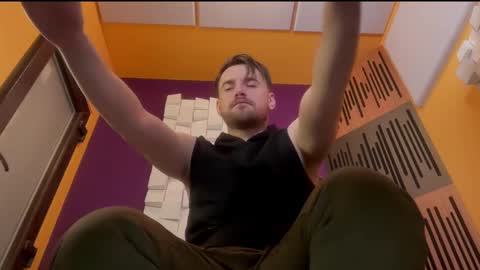 Oscar Steel Savage online show from February 25, 2025, 4:24 am