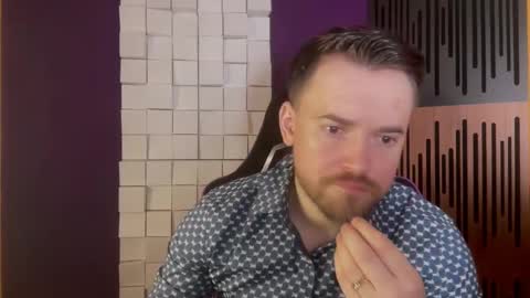 Oscar Steel Savage online show from March 2, 2025, 7:34 pm