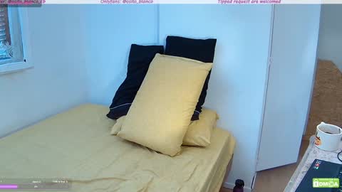 Snapshot of osito_blanco chatting on January 20, 2025, 5:48 pm Osito Blanco online show from January 20, 2025, 5:48 pm