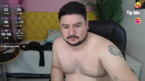 Snapshot of oso_gael chatting on February 19, 2025, 5:49 pm Bear Gael online show from February 19, 2025, 5:49 pm