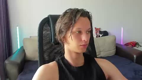 Snapshot of ostin_meoww chatting on June 10, 2026, 9:52 am Ostin online show from June 10, 2026, 9:52 am