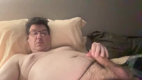 otter916 online show from April 17, 2026, 6:05 am