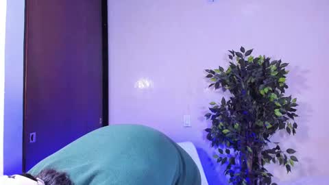 Otto Andrew online show from February 27, 2026, 8:09 pm