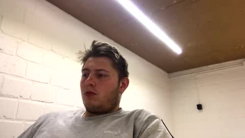 outflayd online show from March 3, 2026, 10:59 pm