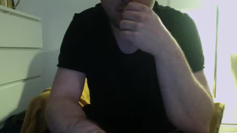 Snapshot of ovid231 chatting on March 9, 2025, 6:21 pm  92 online show from March 9, 2025, 6:21 pm