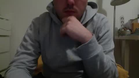  92 online show from November 23, 2025, 6:08 pm