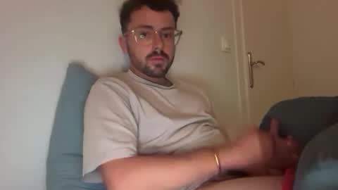 Snapshot of ovidius96 chatting on October 17, 2025, 8:55 pm ovidius96 online show from October 17, 2025, 8:55 pm