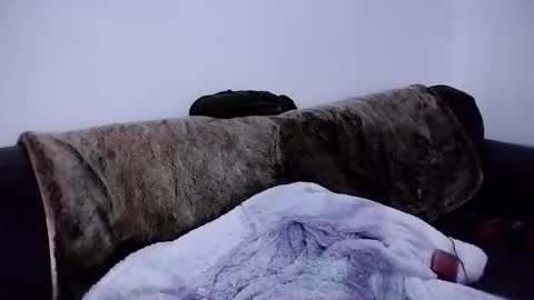 Owen kayz online show from March 25, 2026, 12:38 am