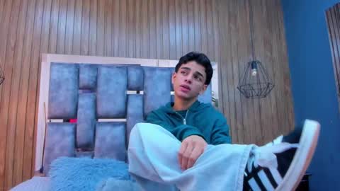 Owen Johnson online show from November 29, 2025, 12:08 pm