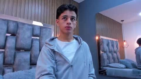 Owen Johnson online show from December 18, 2025, 11:38 am