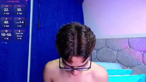 Snapshot of owenblue__ chatting on February 1, 2025, 7:26 am Owen Independent model online show from February 1, 2025, 7:26 am