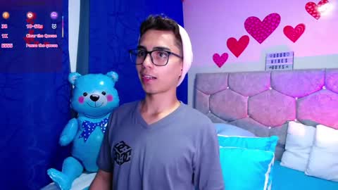 Snapshot of owenblue__ chatting on February 18, 2025, 6:48 am Owen Independent model online show from February 18, 2025, 6:48 am