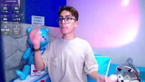 Snapshot of owenblue__ chatting on March 1, 2025, 6:03 am Owen Independent model online show from March 1, 2025, 6:03 am