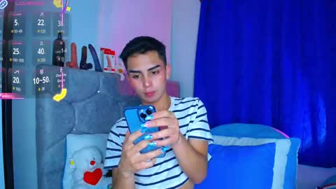Snapshot of owenblue__ chatting on October 20, 2025, 6:14 am Owen Independent model online show from October 20, 2025, 6:14 am