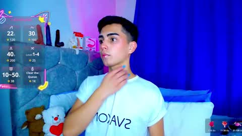 Snapshot of owenblue__ chatting on October 22, 2025, 7:08 am Owen Independent model online show from October 22, 2025, 7:08 am