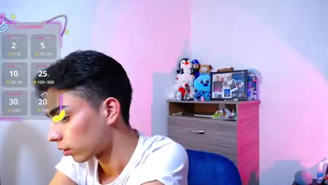 Snapshot of owenblue__ chatting on November 19, 2025, 6:41 pm Owen Independent model online show from November 19, 2025, 6:41 pm