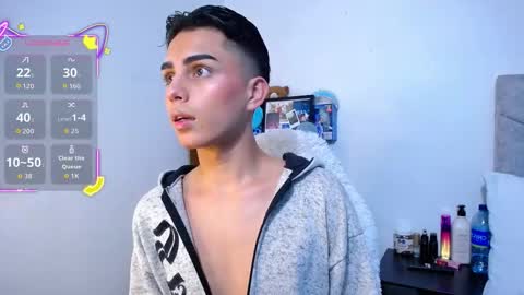 Snapshot of owenblue__ chatting on December 3, 2025, 11:58 pm Owen Independent model online show from December 3, 2025, 11:58 pm