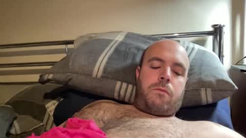 Owen2022 online show from January 19, 2026, 7:12 am