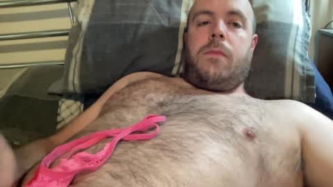 Owen2022 online show from April 1, 2026, 6:47 am