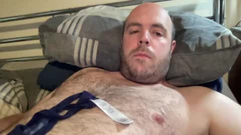 Owen2022 online show from April 13, 2026, 6:19 am