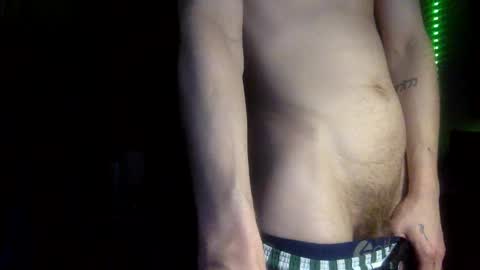 Snapshot of oystersbaby562 chatting on October 7, 2025, 11:29 am Frankie Oysters online show from October 7, 2025, 11:29 am