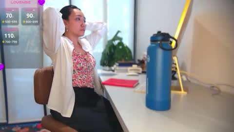 ozhmara online show from September 23, 2025, 3:26 pm