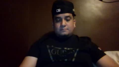 ozlo online show from November 15, 2025, 9:43 pm