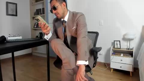 pablo rincon95 online show from July 4, 2026, 3:18 pm