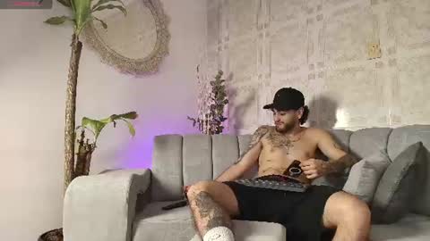 Snapshot of pablo_veleez chatting on July 2, 2026, 8:37 pm pablo_veleez online show from July 2, 2026, 8:37 pm