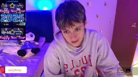 Fernanda online show from December 21, 2025, 10:06 pm