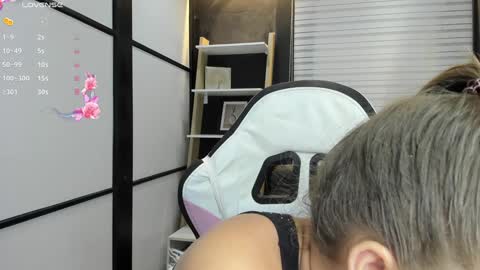 Snapshot of paigejayden chatting on January 21, 2025, 11:02 pm Paige online show from January 21, 2025, 11:02 pm