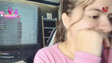 Snapshot of paigejayden chatting on February 28, 2025, 1:26 am Paige online show from February 28, 2025, 1:26 am