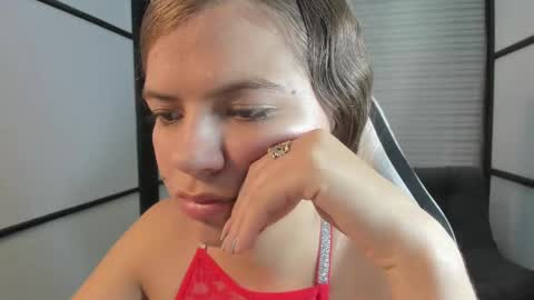 Snapshot of paigejayden chatting on March 12, 2025, 3:02 am Paige online show from March 12, 2025, 3:02 am