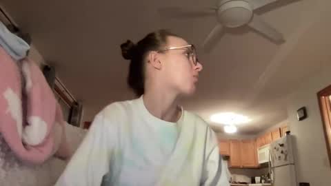 Snapshot of paisleysnowxo chatting on March 11, 2025, 2:32 am paisleysnowxo online show from March 11, 2025, 2:32 am