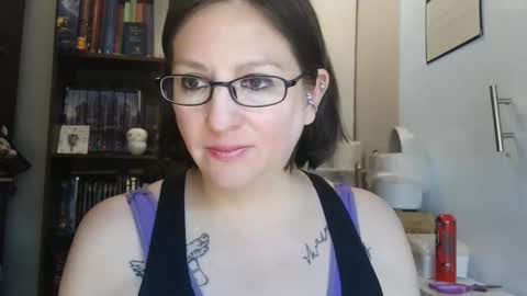 Snapshot of pajamasmilf chatting on April 3, 2026, 8:40 pm pajamasmilf online show from April 3, 2026, 8:40 pm