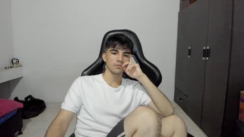 pakun_ online show from December 22, 2024, 1:12 am